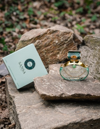 Parfum arabesc Sansa pentru femei cu miros dulce de mosc si vanilie din gama Emper.